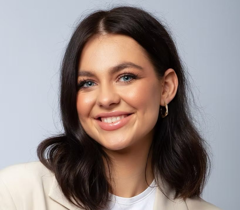 Get-Your-Glow_mobile-Make-Up-Artist-Annabelle